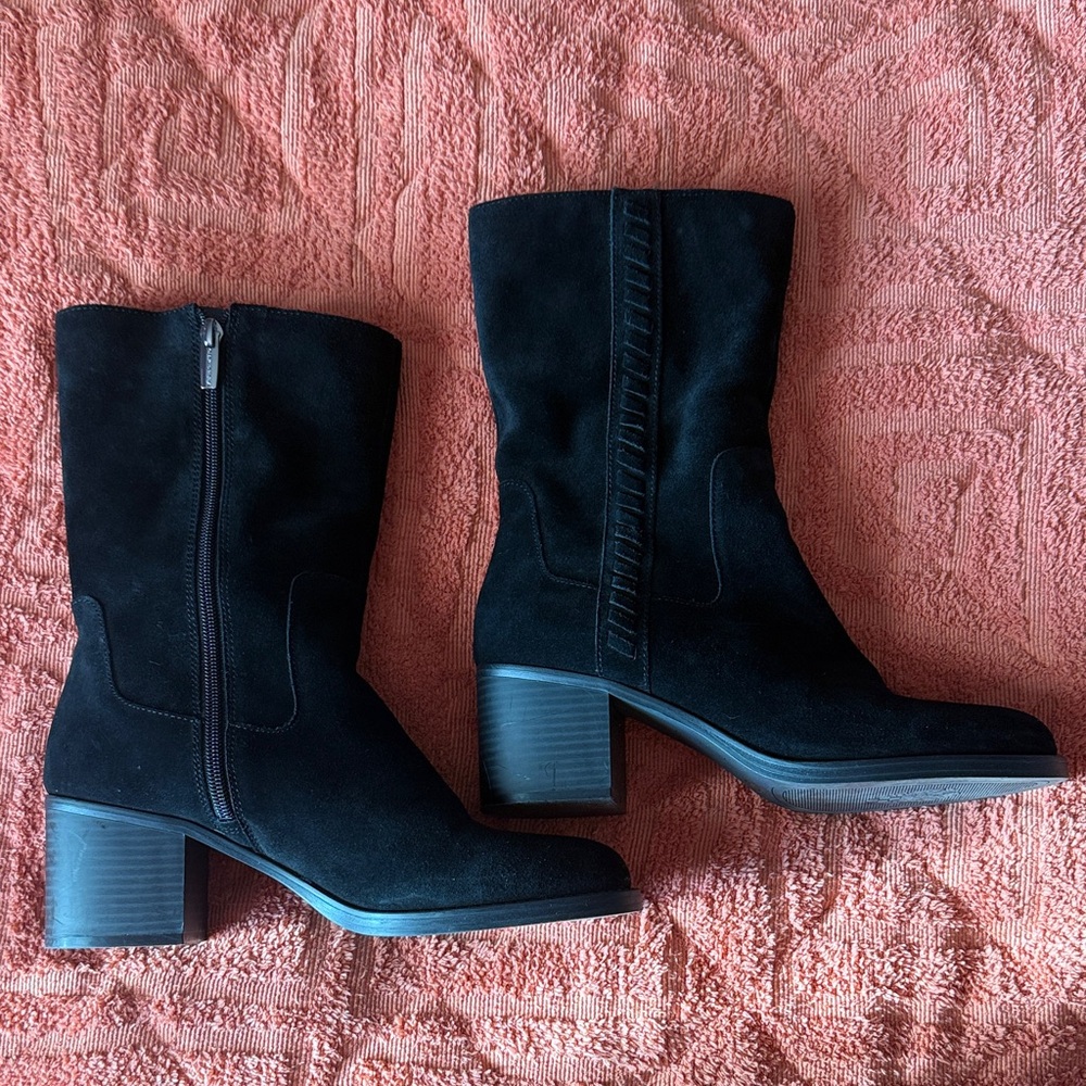 Vince Camuto Elegant Black Suede Heeled Boots